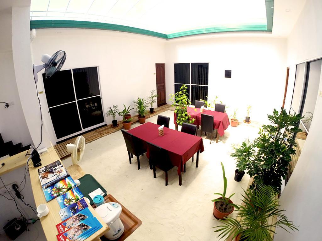 Royal Pearl Inn Maafushi Exterior foto